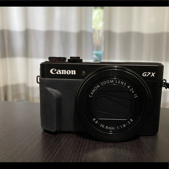 Canon Power Shot G7X Digital Camera - Picture 2 of 5